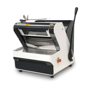 Bread slicer